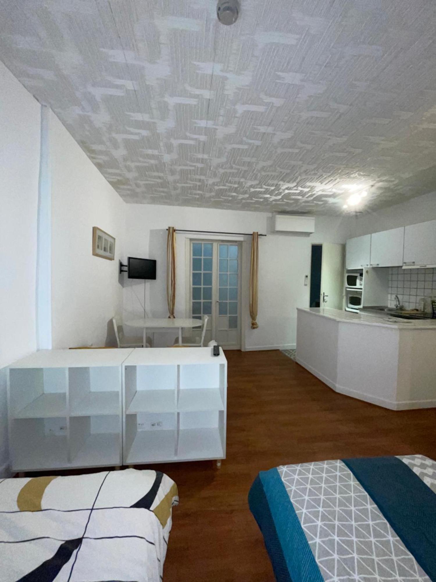 Studio N•2 Avec Patio En Plein Coeur De La Ville Bagnères-de-Bigorre المظهر الخارجي الصورة